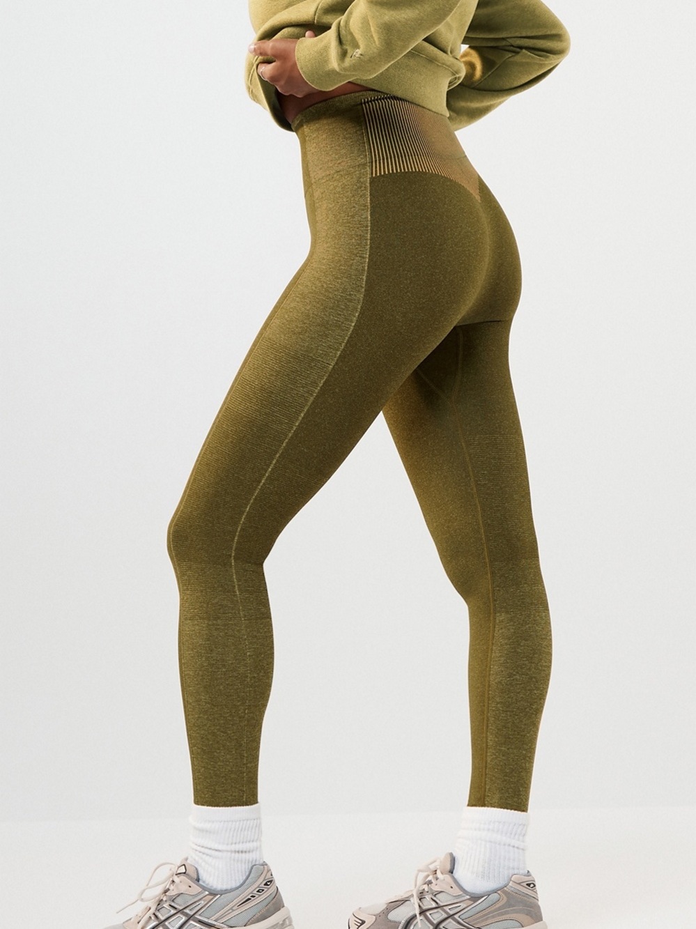 Fabletics Seamless Ultra HW Sport Stripe 7/8 Leggings - Dark Moss Heather